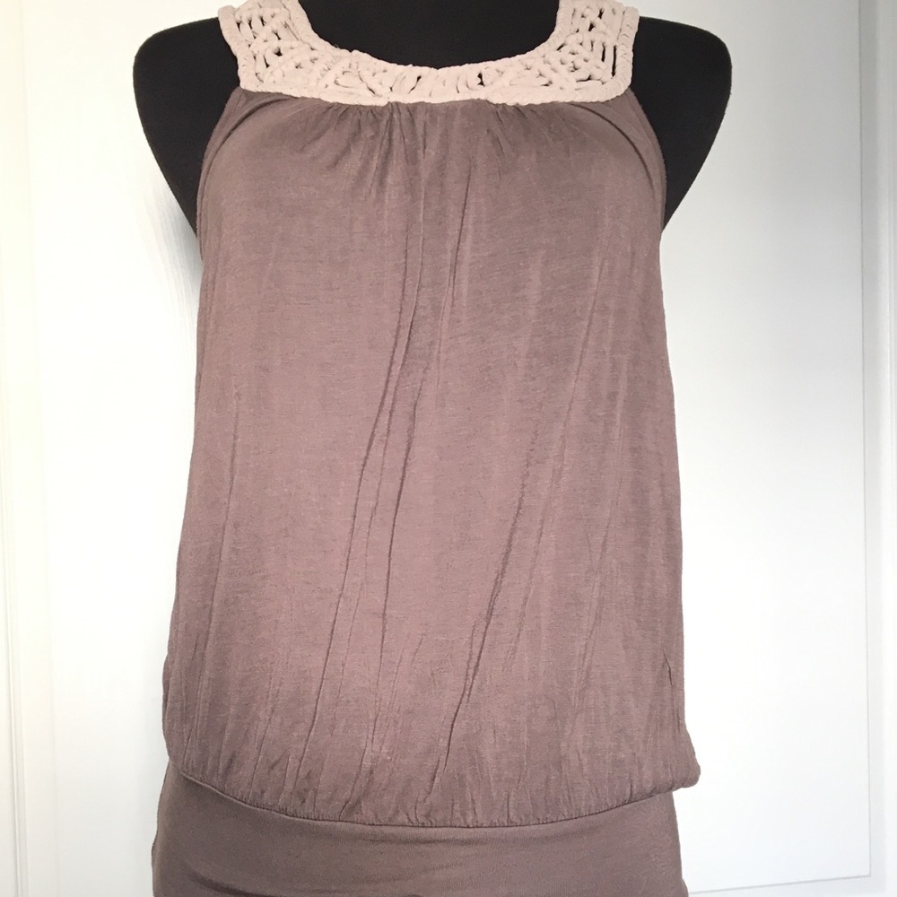 C Keer Crochet Neckline Taupe Gray Bubble Tank S